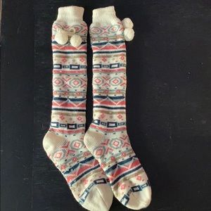 2 Pairs of Cozy Winter Socks